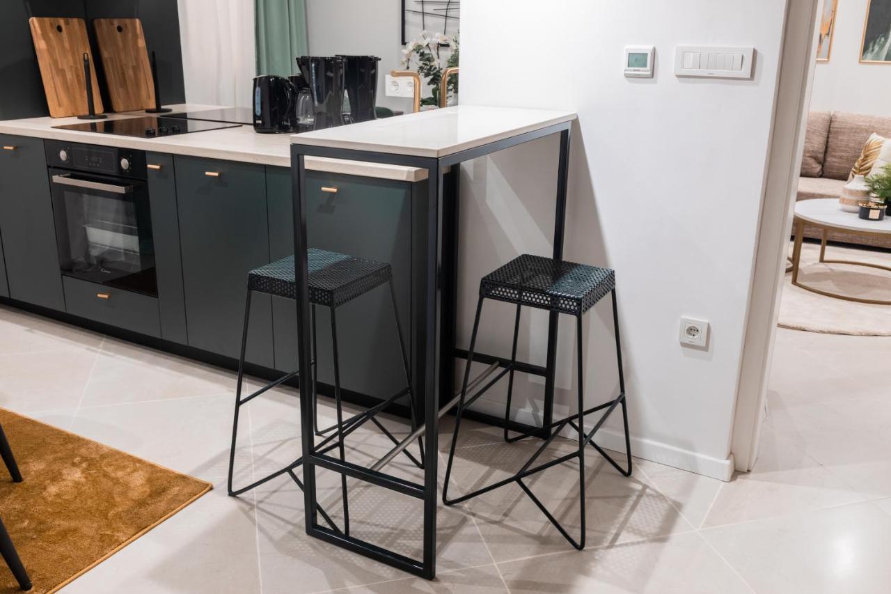 Apartma Roberto Boutique *